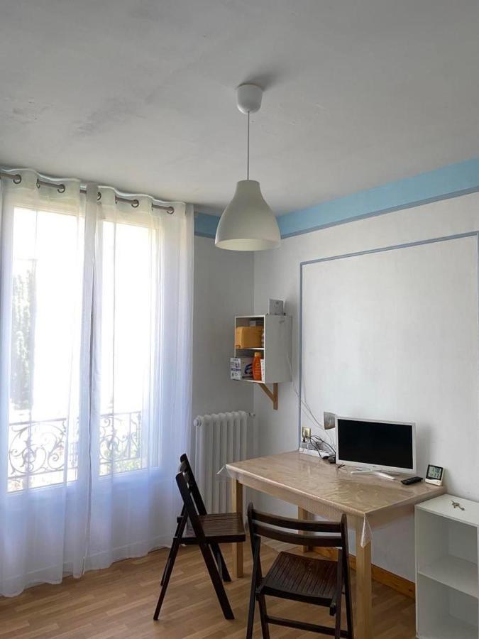 Chambre Du Petit Prince Chaville Exterior photo
